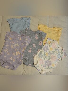 5pc short sleeve NB onesies